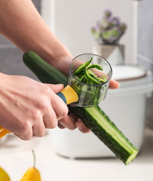 360° Rotating Fruit & Vegetable Peeler with Waste Catcher Cup – Fast Apple, Potato, and Carrot Skin Remover